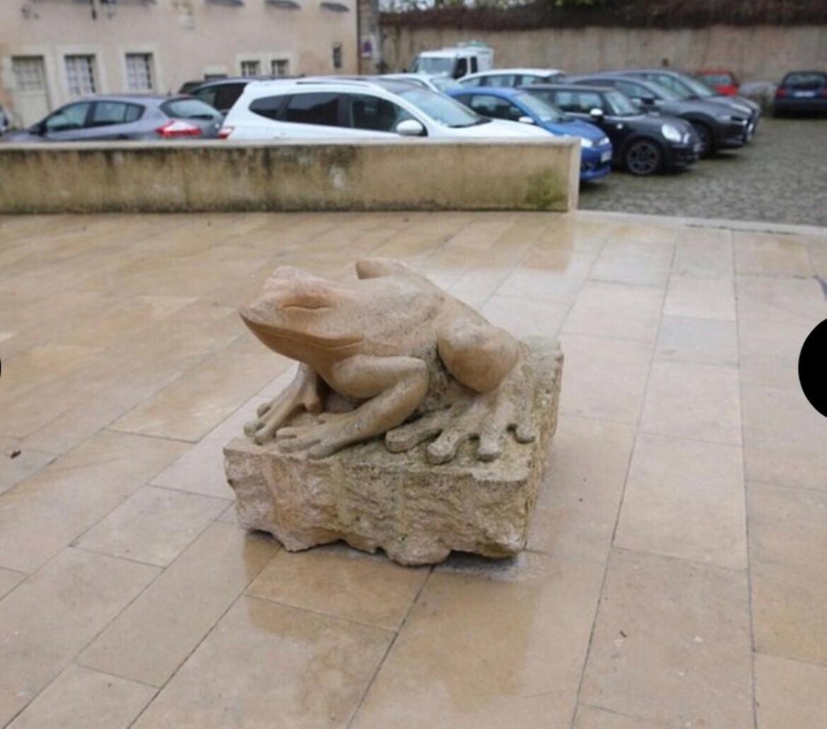 "La Petite Maison" Triplex Au Centre Ville - Les Terres Du Roy Avallon Luaran gambar