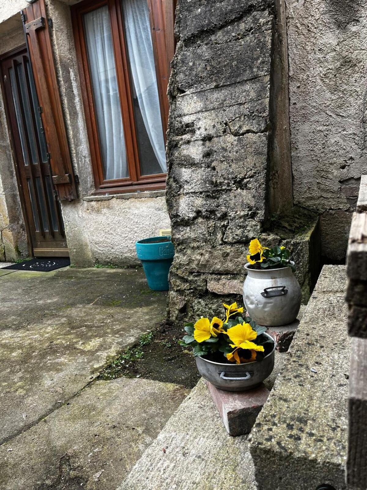 "La Petite Maison" Triplex Au Centre Ville - Les Terres Du Roy Avallon Luaran gambar