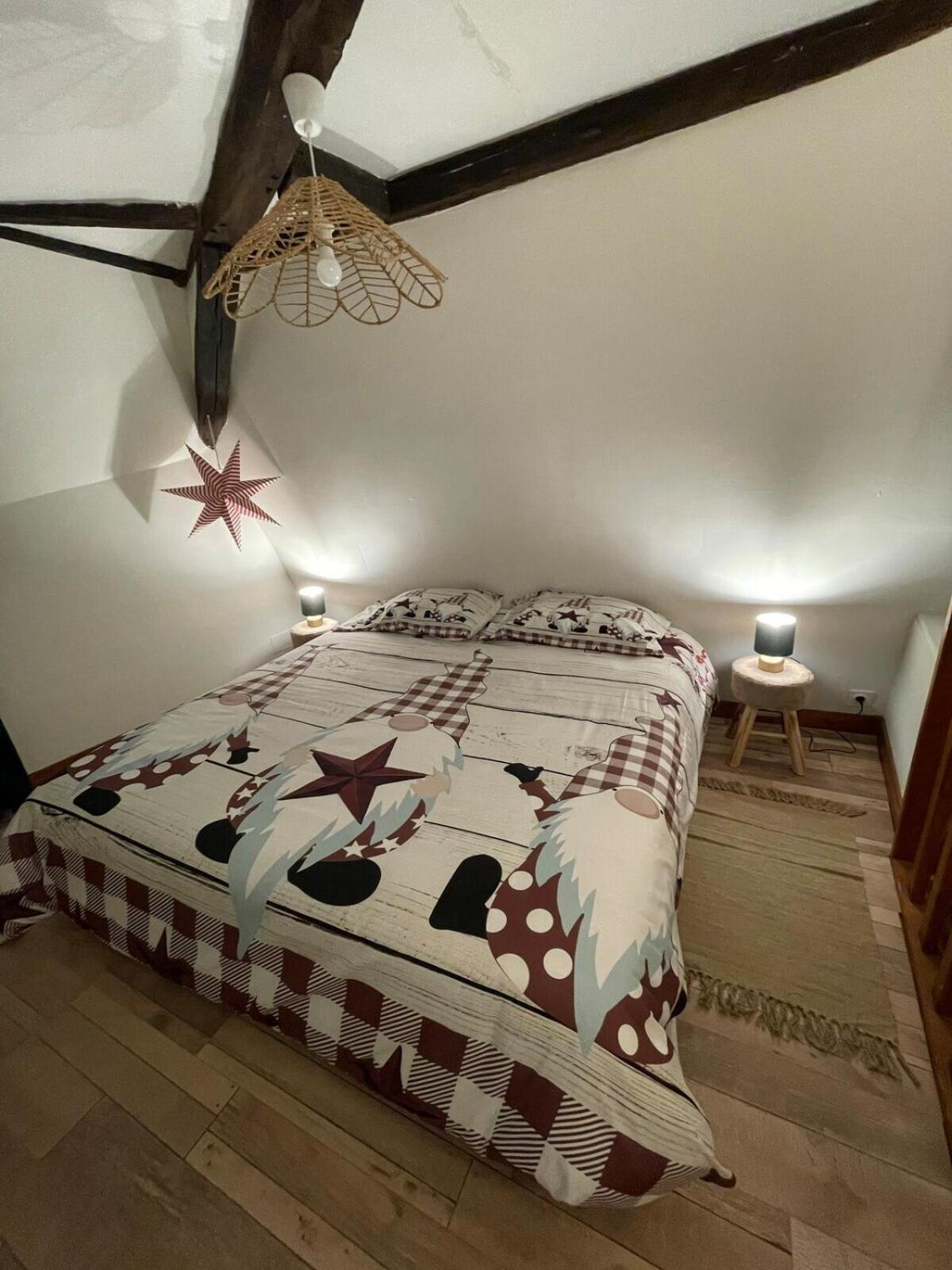 "La Petite Maison" Triplex Au Centre Ville - Les Terres Du Roy Avallon Luaran gambar